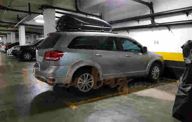 Aluguel de bagageiro maleiro de teto e rack para Dodge Journey
